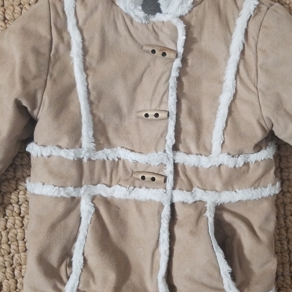 Girls jacket - Picture 2 of 5